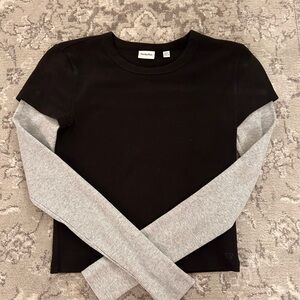 Aritzia Black and Gray Long Sleeve Top